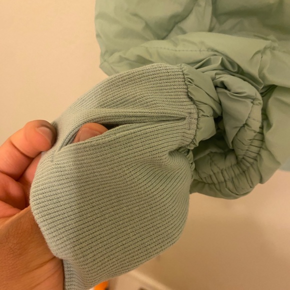 Old Navy Active Medium Bubble Jacket Sea Green - Picture 3 of 8